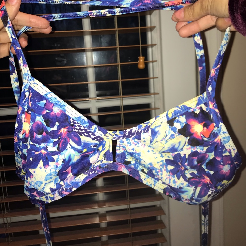 JOLYN TIE BACK- BRAND NEW PERFECT CONDITION!